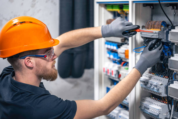 Best Local Electrician Companies  in Litchfield Beach, SC